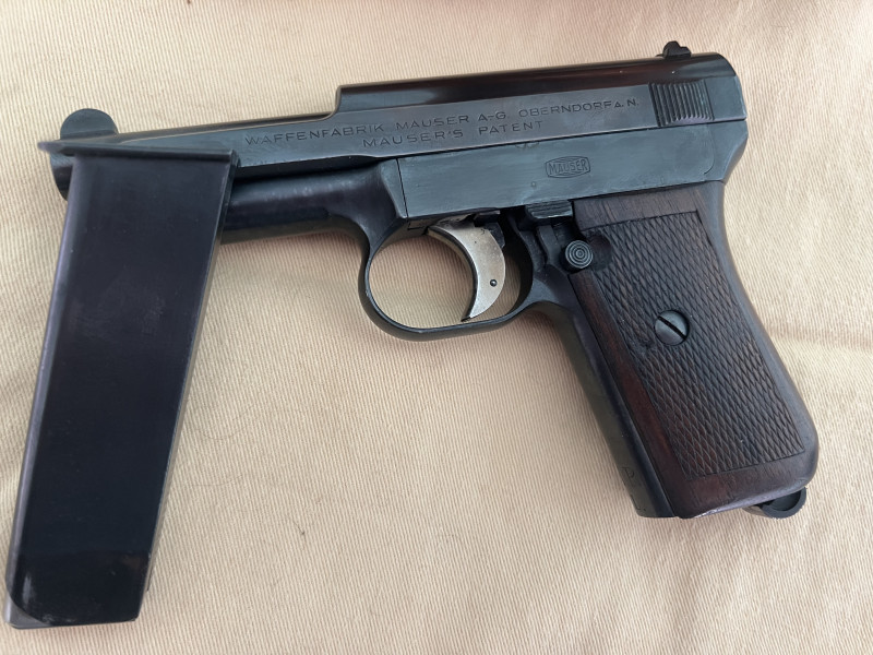 Mauser cal. 7,65 Brow. + kožené pouzdro 