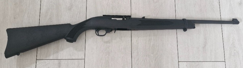 Prodám malorážku Ruger 10/22 RPF