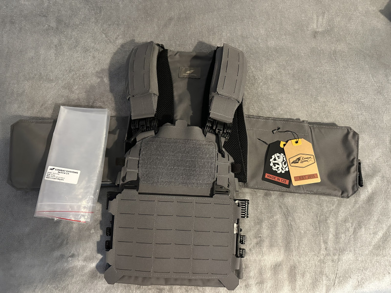 Nosič plátů Combat Systems Sentinel 2.0