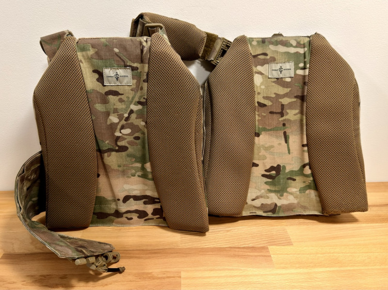 Nosič plátů Combat Systems Sentinel 2.0 Multicam