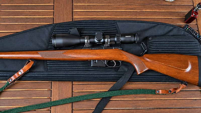 Kulovnici CZ 527 FS v ráži .222 Remington celopažba