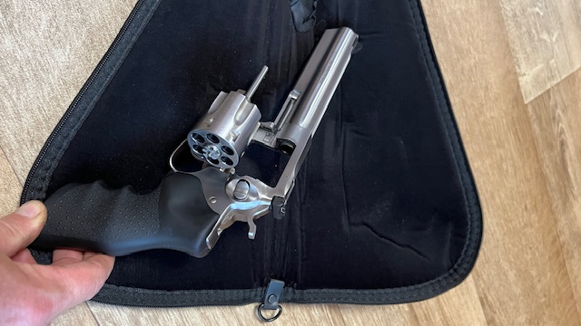 Prodám revolver Ruger 357 magnum