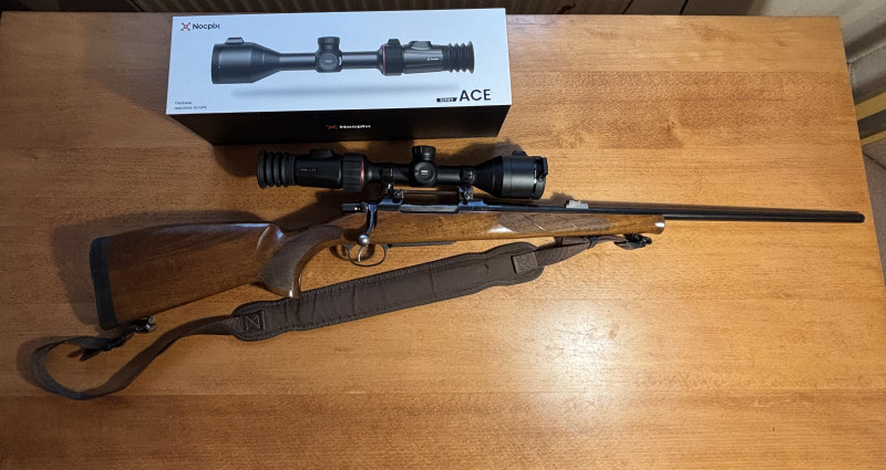 CZ550 Lux