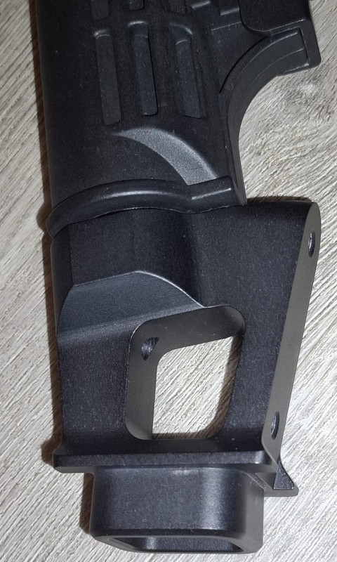 Pažba pro AK 47, frézovaný rám