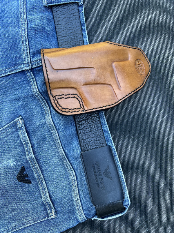 Kožené pouzdro na opasek Pro GLOCK 17 Pro praváka 