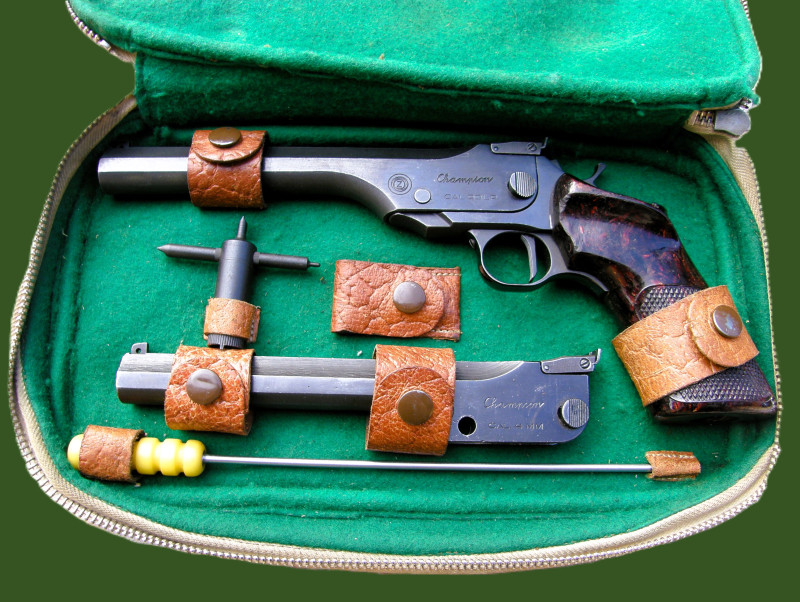 Pistole CHAMPION 22 LR + 4 mm flobert