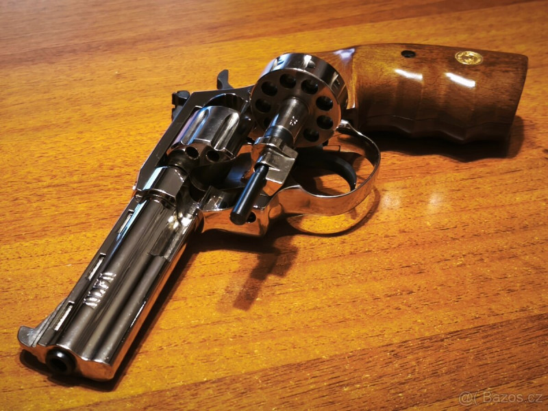 Flobert revolver ALFA 641 cal. 6mm - chrom