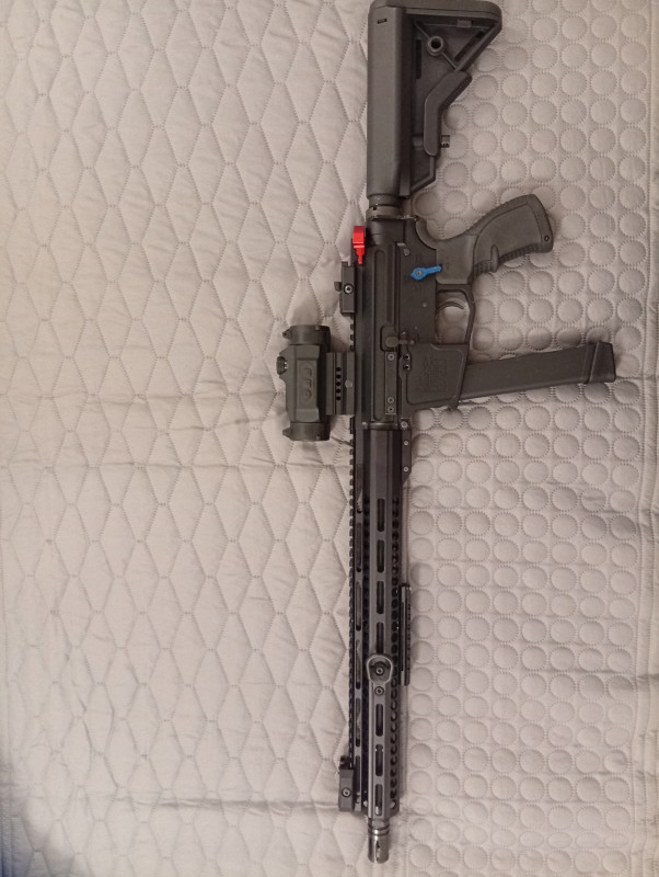 AR 9