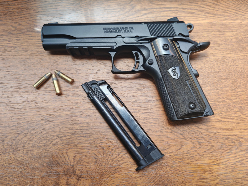 Browning Black Label, 22 LR.