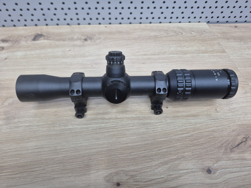 Sightmark Triple Duty 2,5–10×32 DX – krabice
