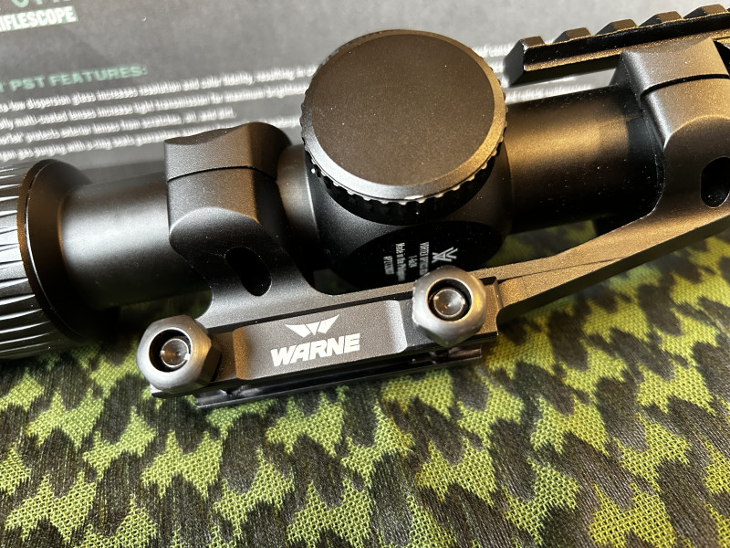 Prodám LPVO Vortex Viper PST Gen II 1–6×24 + montáž Warne