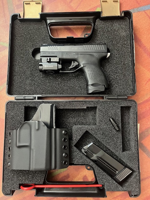 CZ P10-M 9 Luger