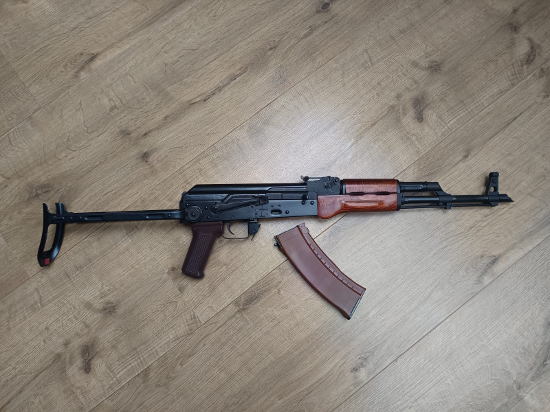 AKMS - ocelové, dřevo, Gen.2, E&L