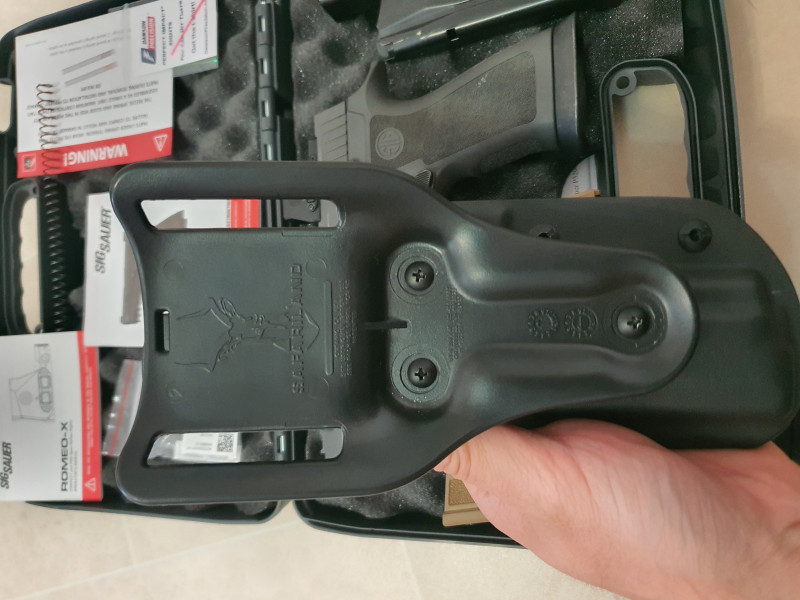 sig p320 x five legion R2