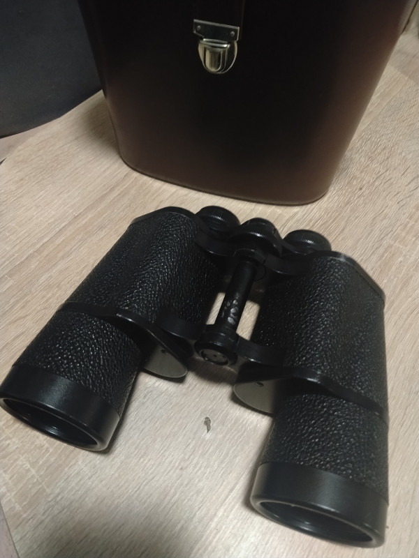Dalekohled Zeiss Jubilar 10x50