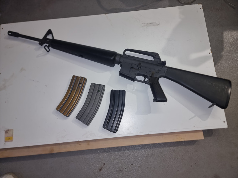 Prodám ze sbírky M16 A1 originál ze skladu do Vietn. války