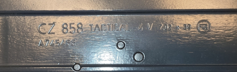 Samonabíjecí puška CZ 858 Tactical 7,62x39
