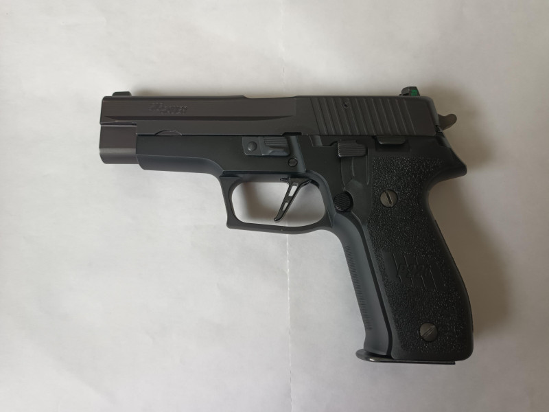 Sig Sauer P266 9 luger