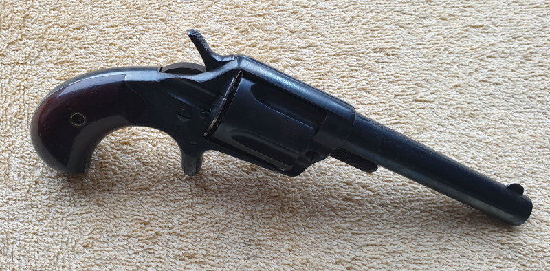 Historický  revolver Colt New Line cal.38CF SA Long 1879 