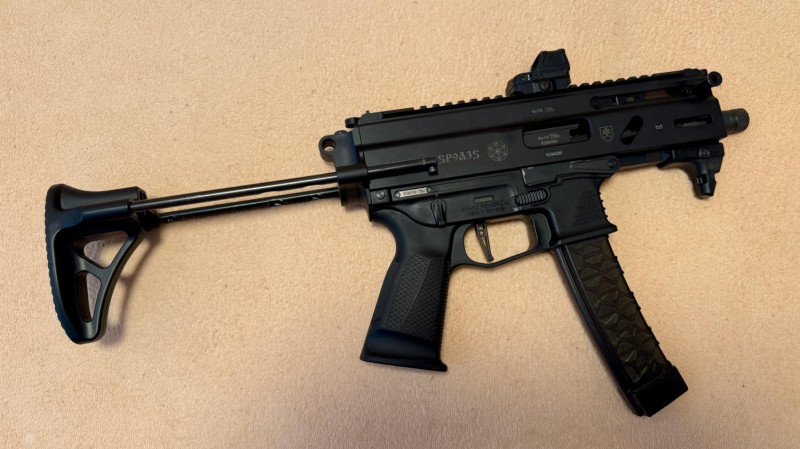 Stribog SP9A3S + výsuvná pažba + 5 zásobníků + kolimator