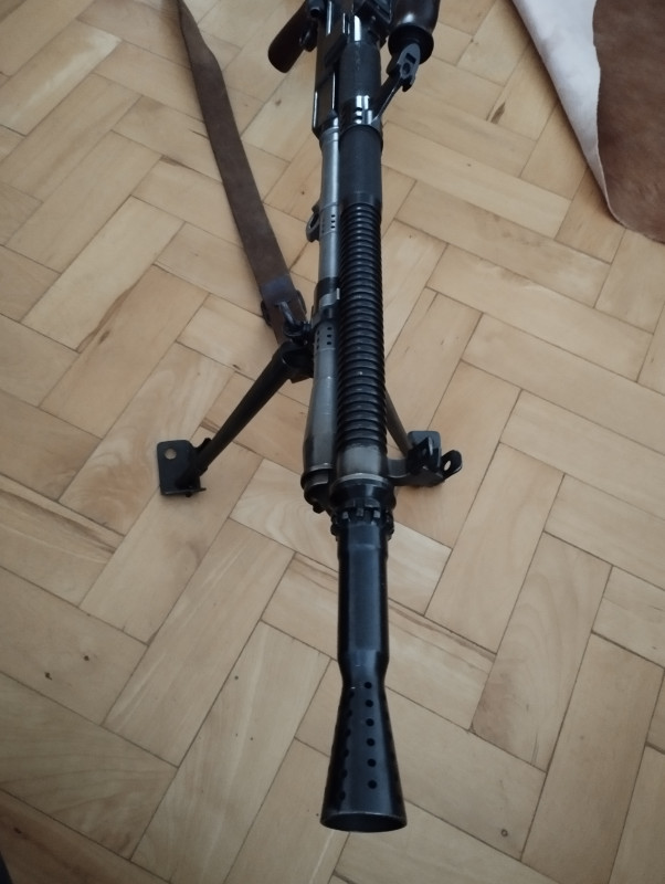 Nadpis: Samonabíjecí puška ZB 30/37 (Zelený sport) 