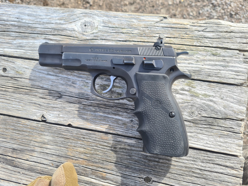 CZ 85 9mm Luger  Pěkný stav 1992