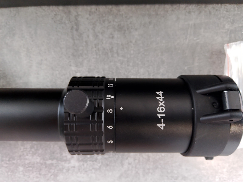 Puškohled VictOptics 6-14x44