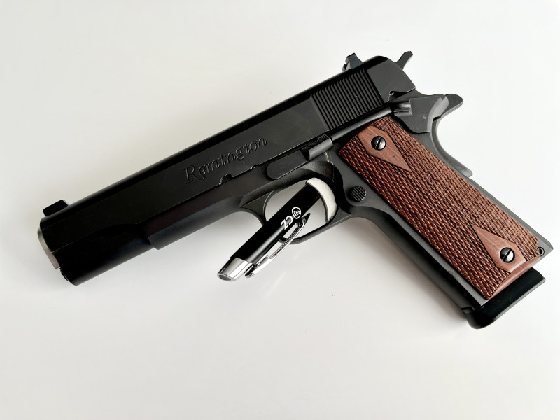 Remington 1911 R1