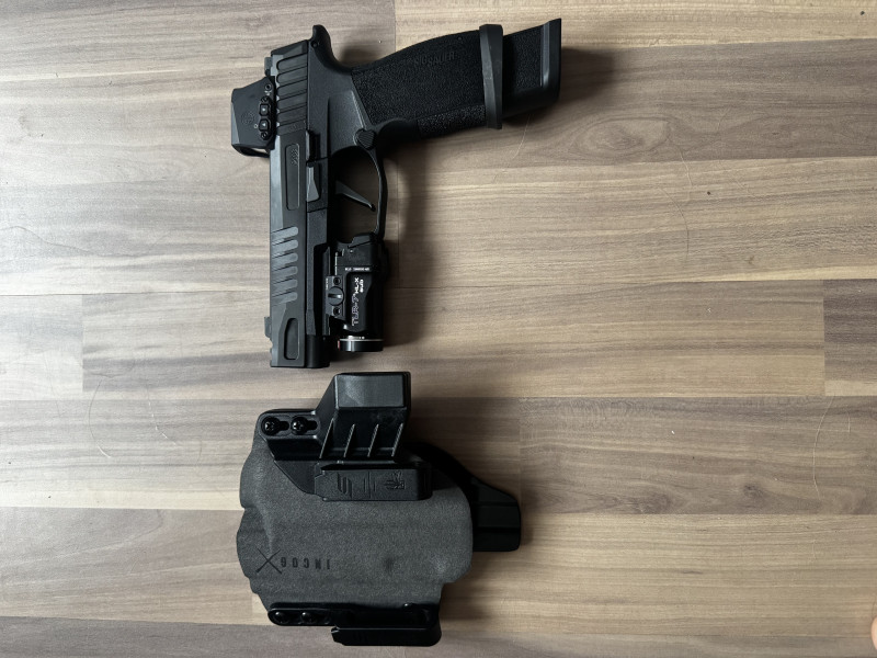 SigSauer P365 Fuse Comp RXSLprvní v ČR