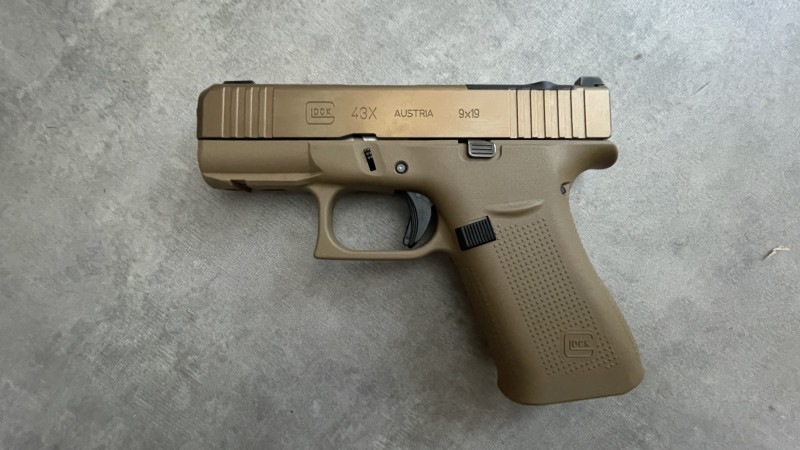 Glock 43x Limited Edition FDE 