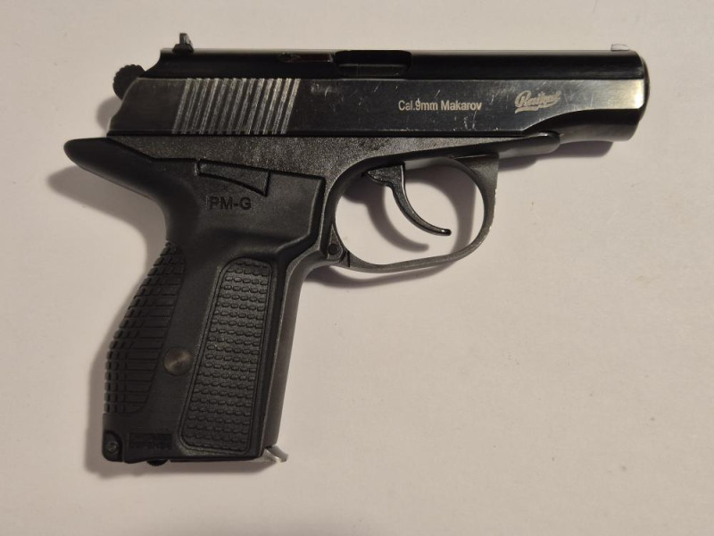 P/V: Baikal-442, ráže 9mm Makarov