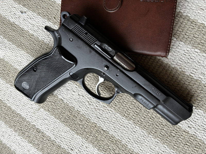 ČZ 75B