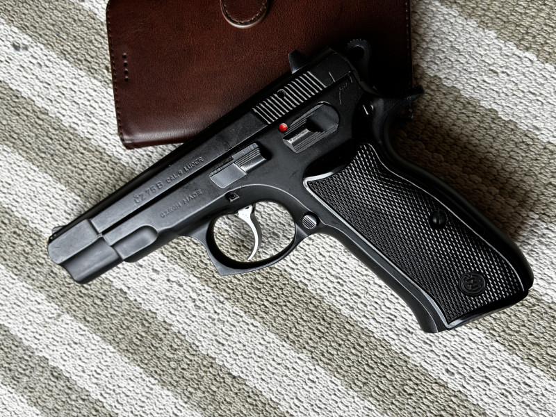 ČZ 75B