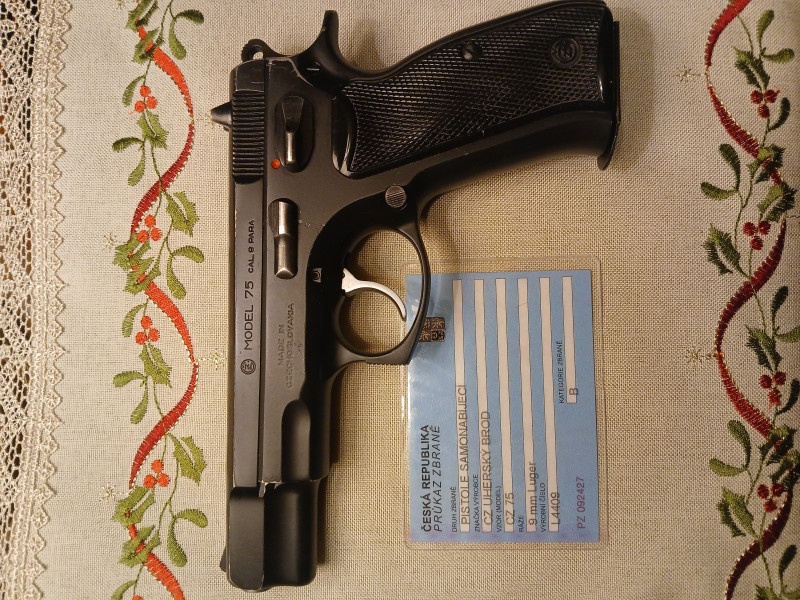 CZ75, CZ 75