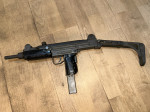 Uzi-s