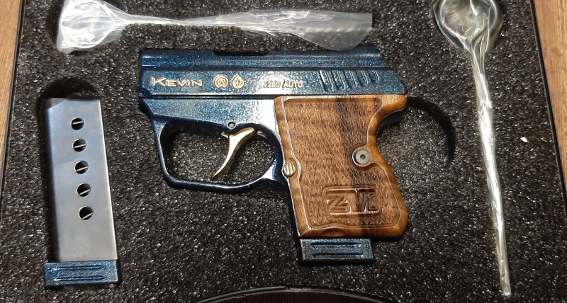 Kevin ZVI modrá metaliza  9mm Brow kompletní sada 