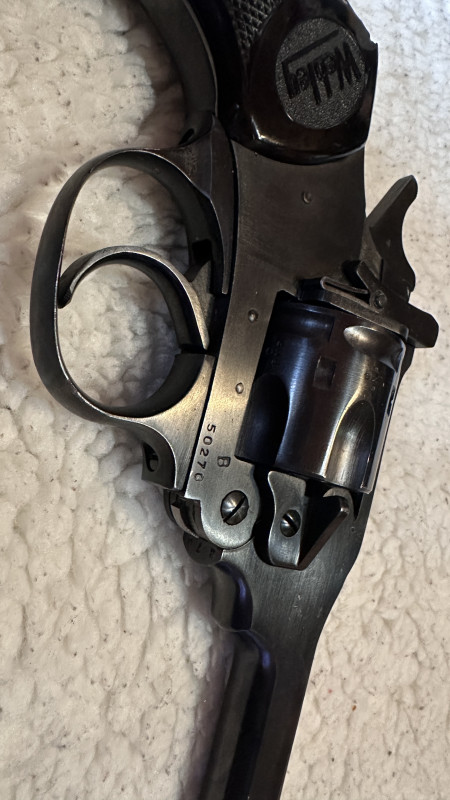 Revolver Webley MK IV .38 S&W