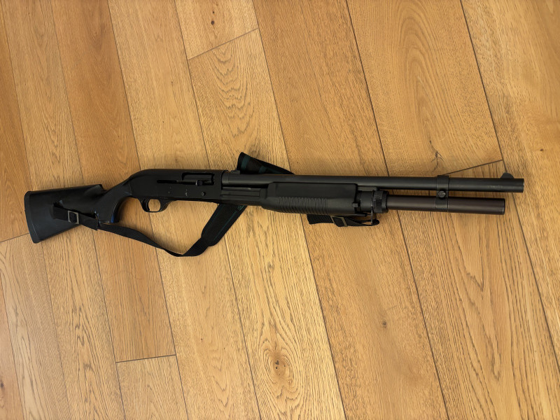 Samonabíjecí brokovnice Benelli M3 90 Super 12/76