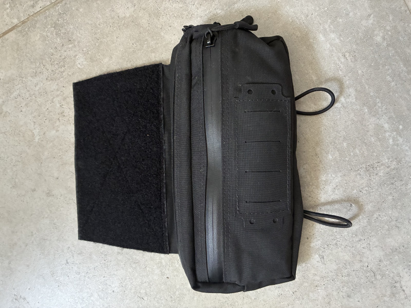 Custom Gear podvěsná kapsa pro nosič plátů