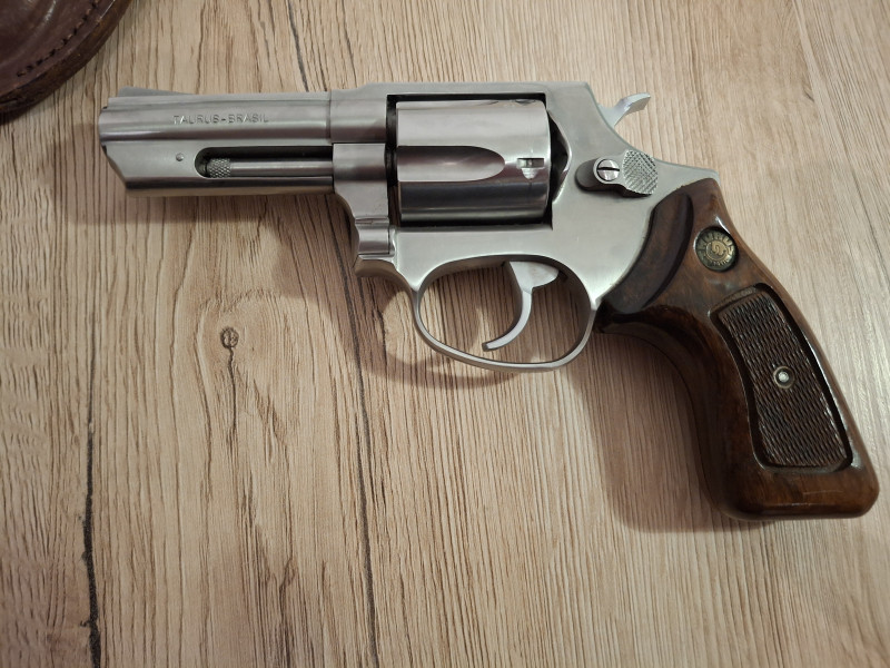Taurus 85 3