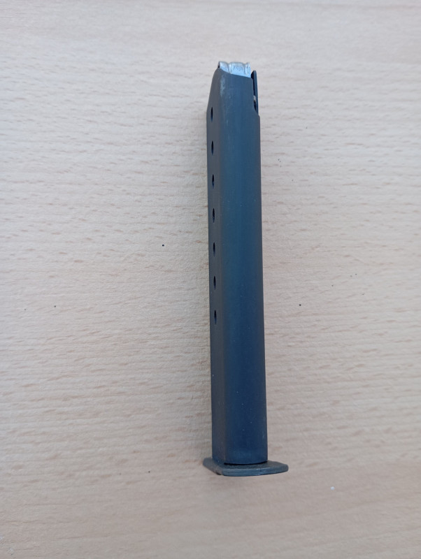 Originální zásobník do pistole Walther P1/P38 