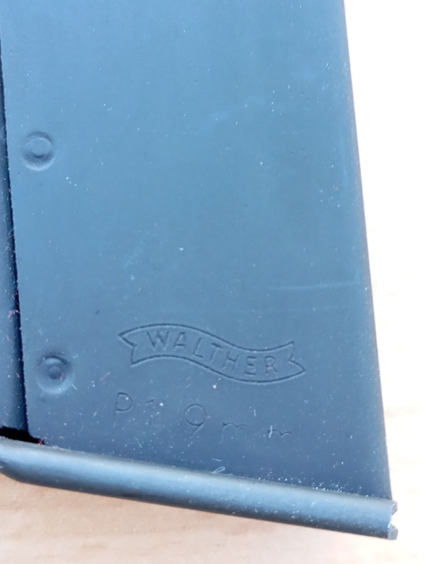 Originální zásobník do pistole Walther P1/P38 
