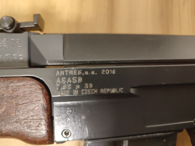 vz. 58 (pevná pažba) – uloženka, stav A1