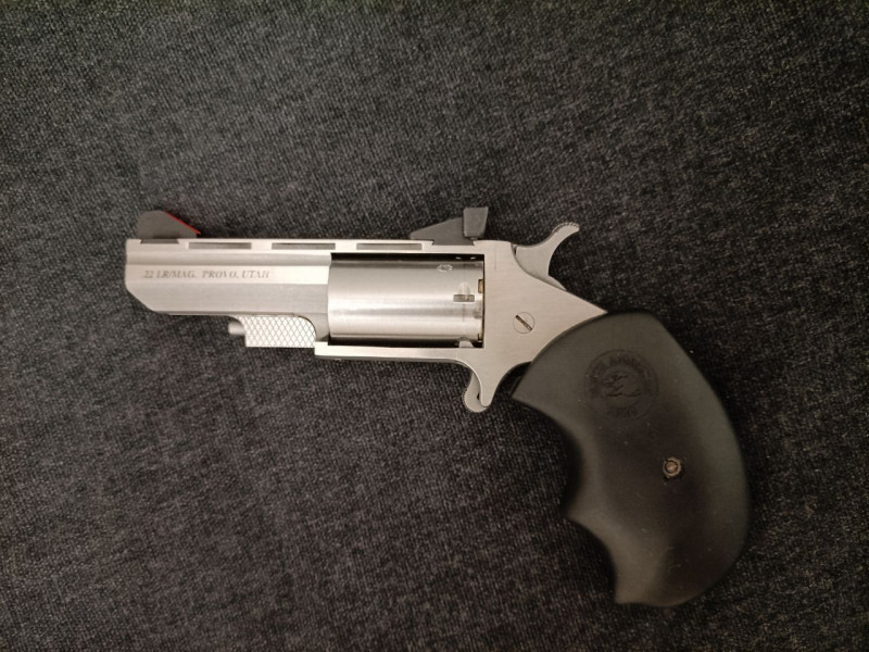 NAA Black Widow .22 WMR + .22 LR
