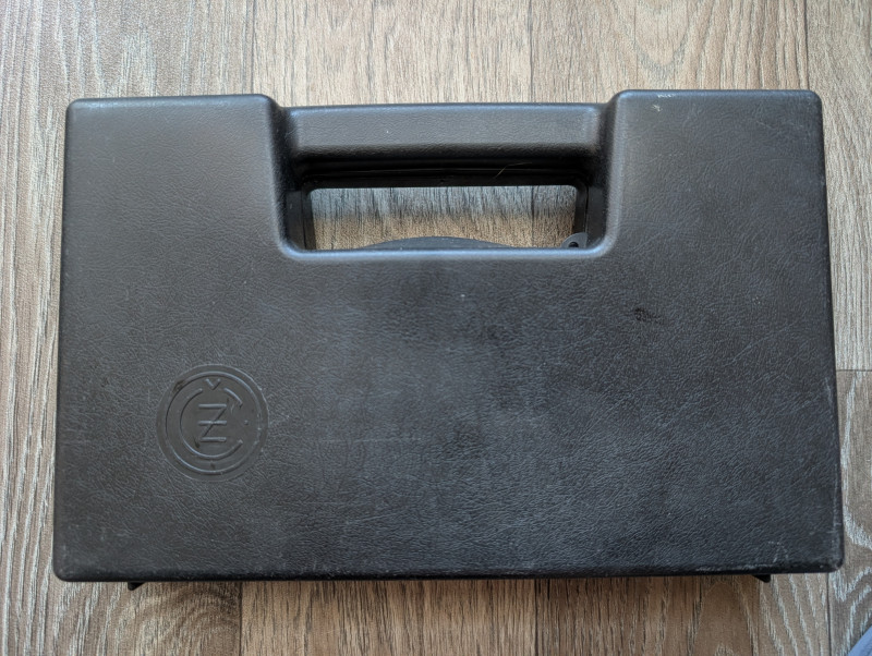 ČZ 75 COMPACT