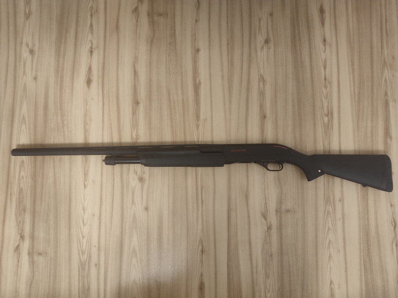 Winchester SXP Black Shadow 12/76 – NOVÁ, nestřílená