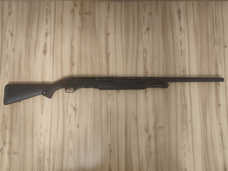 Winchester SXP Black Shadow 12/76 – NOVÁ, nestřílená