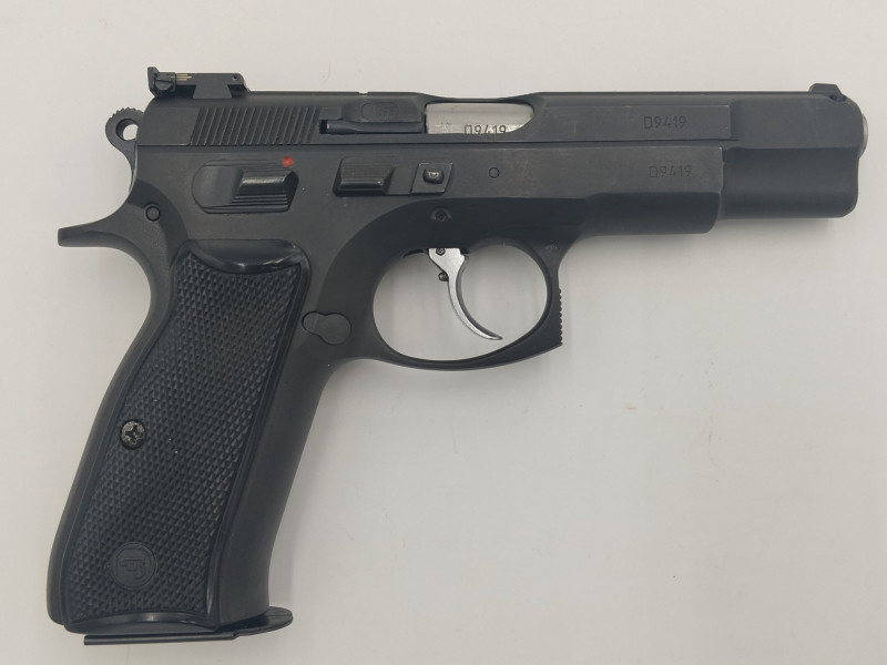 Samonabíjecí pistole CZ 85 - nestandardní rám