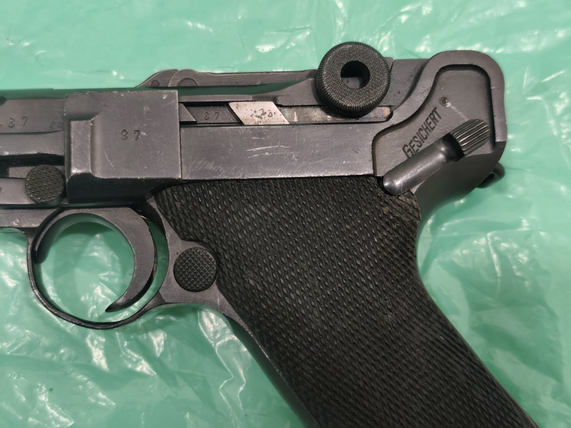 Pistole P08