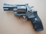 S&W